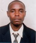 تشارلز Mburu, security guard