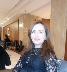 Nadia Nassar, Procurement Associate Sanofi