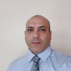 أحمد دعبس, Manager in Financial sector