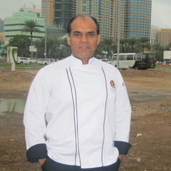 Achint قاقار, Corporate Chef- QA and operations