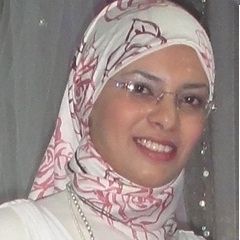 Noha Zakaria, اخصائية مكتبات