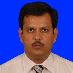 سيد Nadeem Iqbal, finance manager