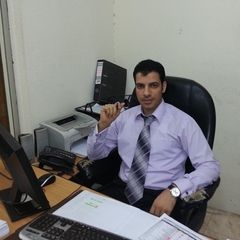 ياسر محمد, محاسب عام ثم رئيس حسابات قسم الرواتب