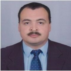 عاطف أبوزيد, المدير المالي والإداري