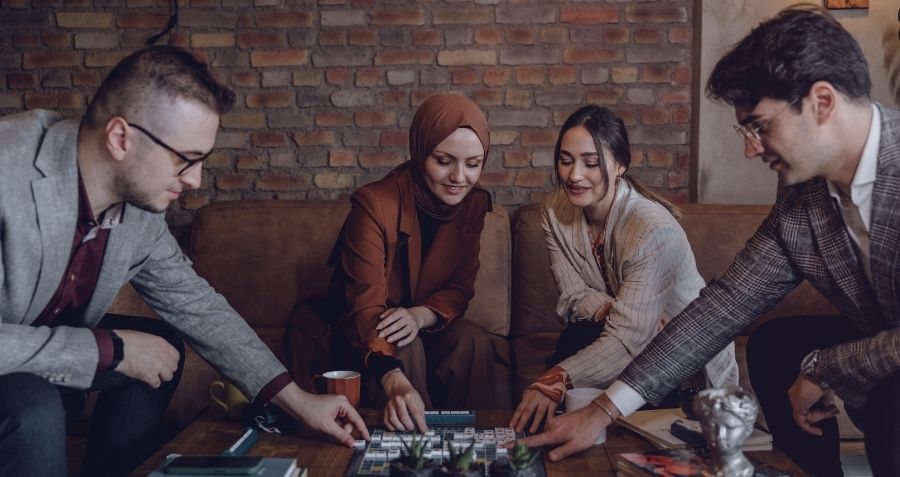 تعزيز التنوع والإنصاف والشمول في أماكن العمل في الشرق الأوسط