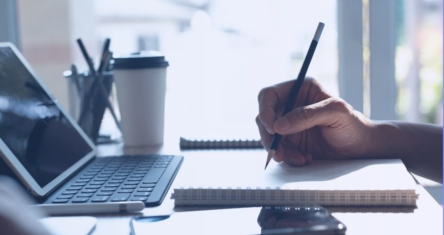 تطوير المهارات وإعادة التأهيل: تجهيز القوى العاملة في الشرق الأوسط للمستقبل