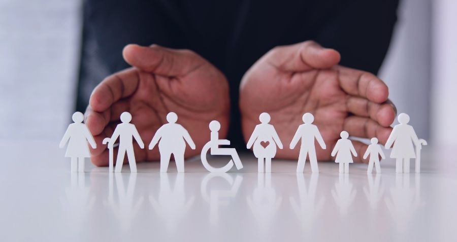 توظيف التنوع العصبي: بناء بيئات عمل شاملة في قطاع التكنولوجيا