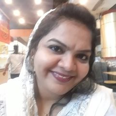 Saba Khan, Customer service representative
