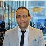 Mahmoud Ramadan, Restaurant manager 