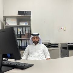 عمر الدخيل , اداري مبيعات
