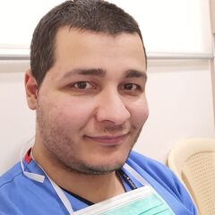 Ahmad Khallouf, ممرض مجاز