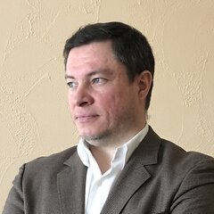 Vladimir Toporkov, Market Development Lead