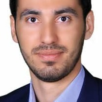 حسين  حياة اصفهاني, راننده. مدیر اجرایی پروژه
