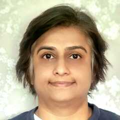 Smita Daflapurkar, Manager Operations