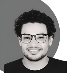 عماد مكرم, product manager marketing