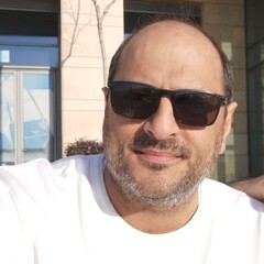 Elie KHAWAJA, Projects Manager -director