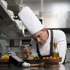 guillermo benitez, Executive Chef