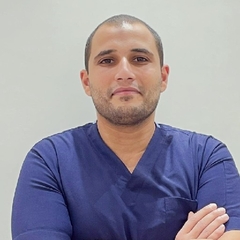 محمد  ناجي , طبيب اسنان عام