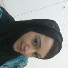 zareena sayeed, receptionist 