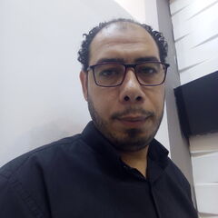 mahamed abdelwahab, مدير متجر ملابس