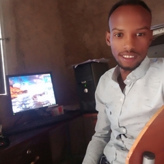 سلطان Ibrahim, Agricultural Assistant