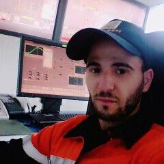 عبد الرزاق بوزريبة