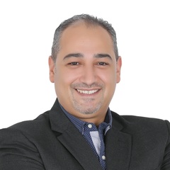 حسام  الناجي, Marketing  Director/Senior Partner