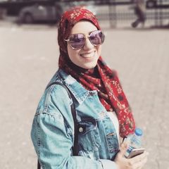 Asmaa Mohamed, human resources specialist
