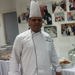 عبدالرزاق عطاالله, Head chef