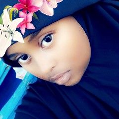 Fatima Aweis ali, school and home