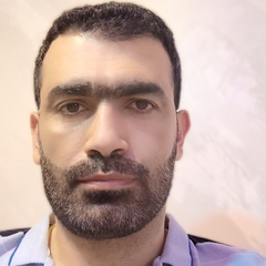 ازر بني ياسين,  مدير مجموعة صيدليات