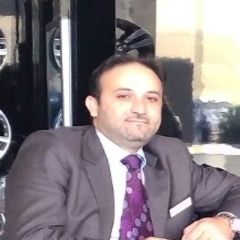‫محمد زين الدين‬‎, porsche Sales manager