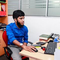 Nazeef  احمد, junior shipping Assistant 