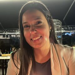 Leila Harake, Content Creator/Translator