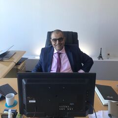 محمد Al ganbihey, MBA, Group Chief Financial Officer