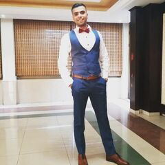 Omar Abdallah, Retail Sales Associate