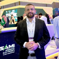 مسعود خان, Electrical Engineering Technician