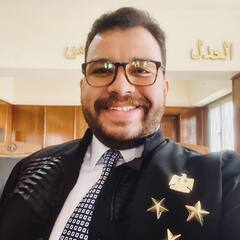 محمد الأشول, محامي ومستشار قانوني