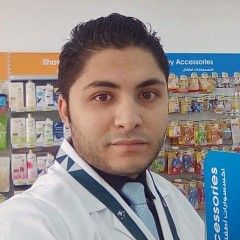 حسين حواس, Pharmacist