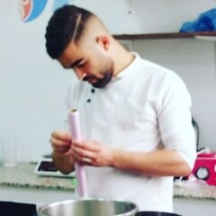 Eldouhri Yahya, صانع حلويات