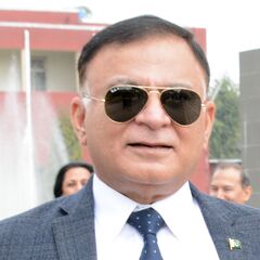 Shahid Salim, Director