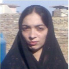 عائشة Siddiqa, Worker