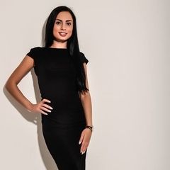 ديليا Birneata, Sales Manager
