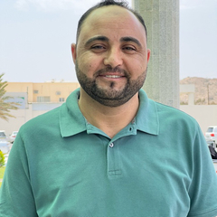مصطفى  زايد, مشرف نظافة