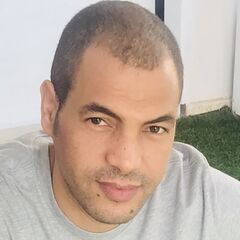 احمد محمد, محاسب ومسؤول مطبعة