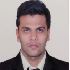 Arbaaz Pawne, financial analyst