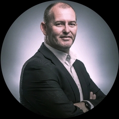Robert Michael Hamilton Croft, B2C Marketing Manager