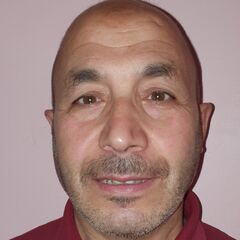 Abdelmalek Khial, مدير تنفيذي لمشاريع