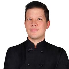 Alex Udo Anders, Chef