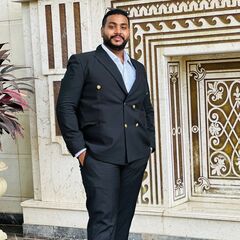 Ahmed  Osman, Travel Agent
